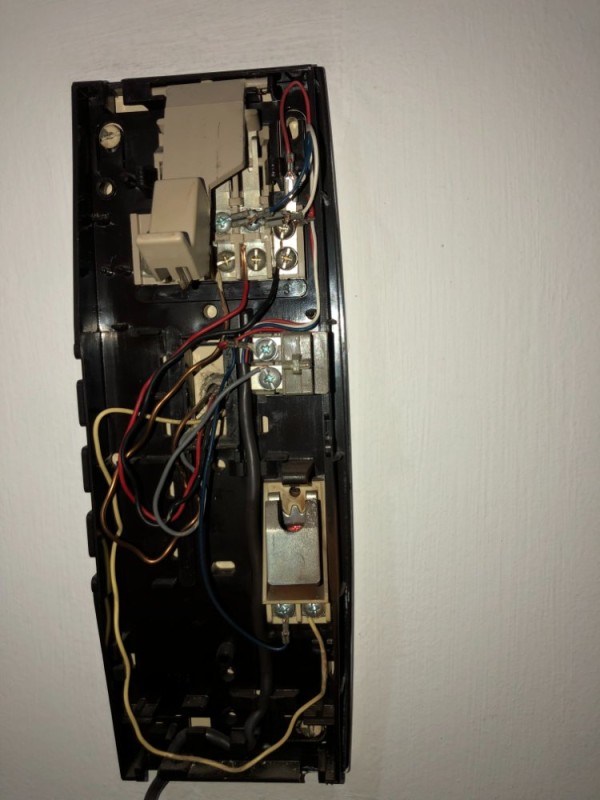 O telefone da vizinha
